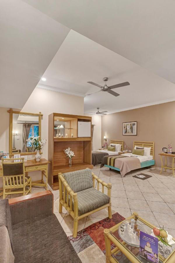 Club Mahindra Emerald Palms, Goa Бенаулим Екстериор снимка