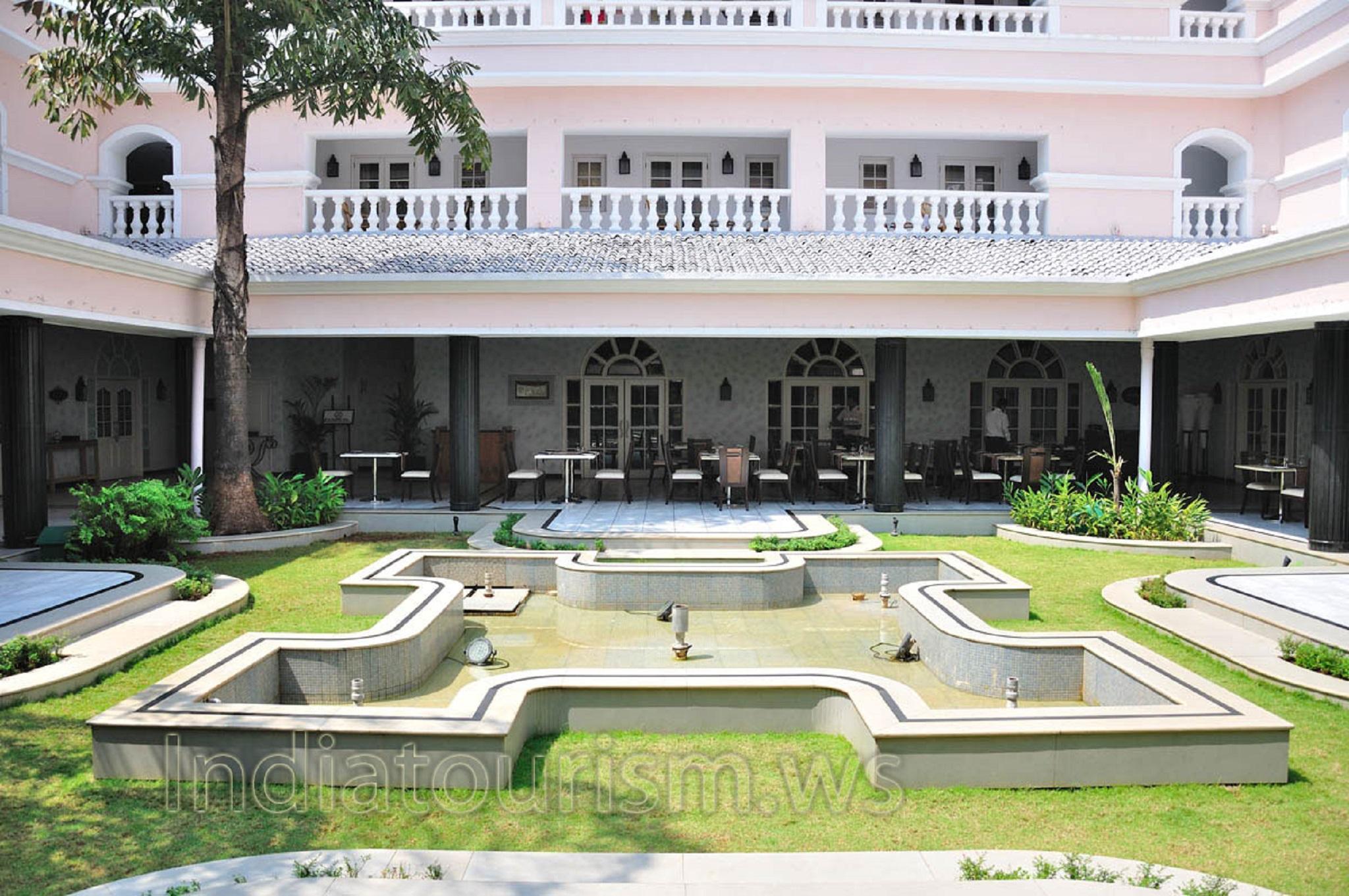Club Mahindra Emerald Palms, Goa Бенаулим Екстериор снимка
