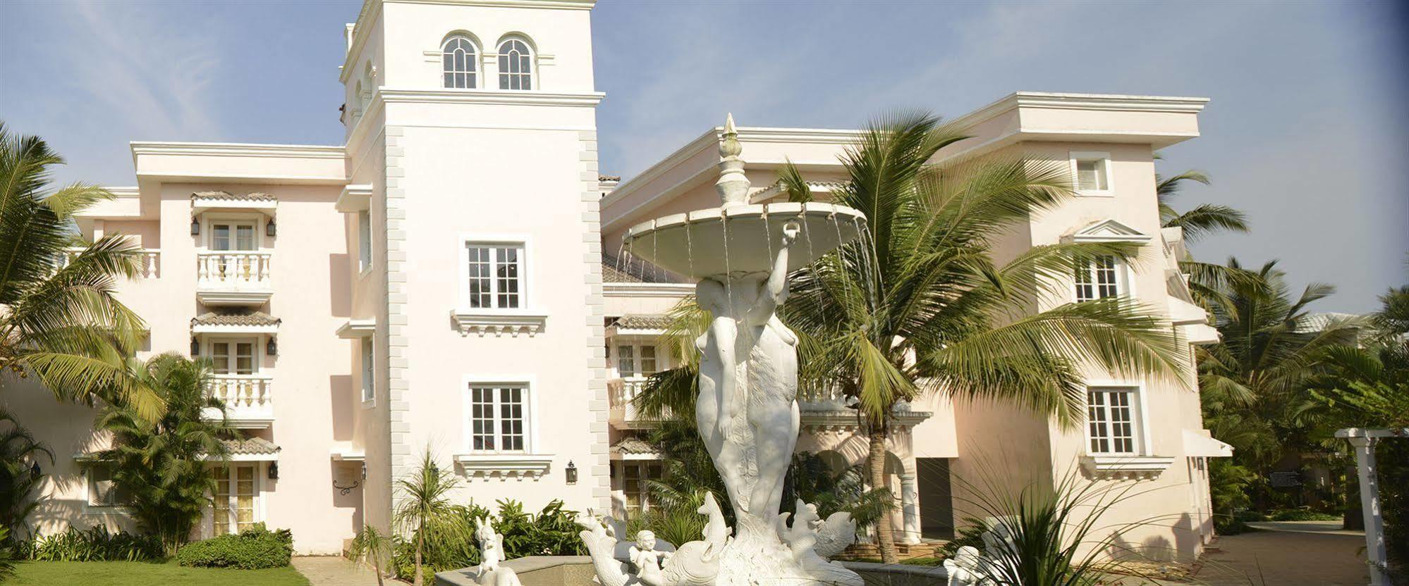 Club Mahindra Emerald Palms, Goa Бенаулим Екстериор снимка