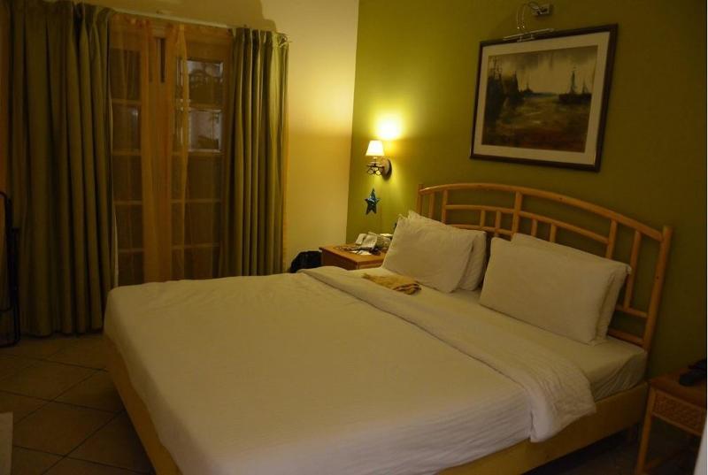 Club Mahindra Emerald Palms, Goa Бенаулим Екстериор снимка