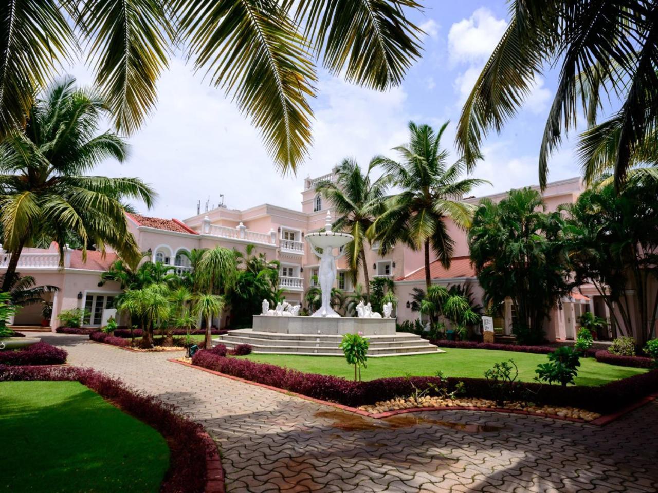 Club Mahindra Emerald Palms, Goa Бенаулим Екстериор снимка