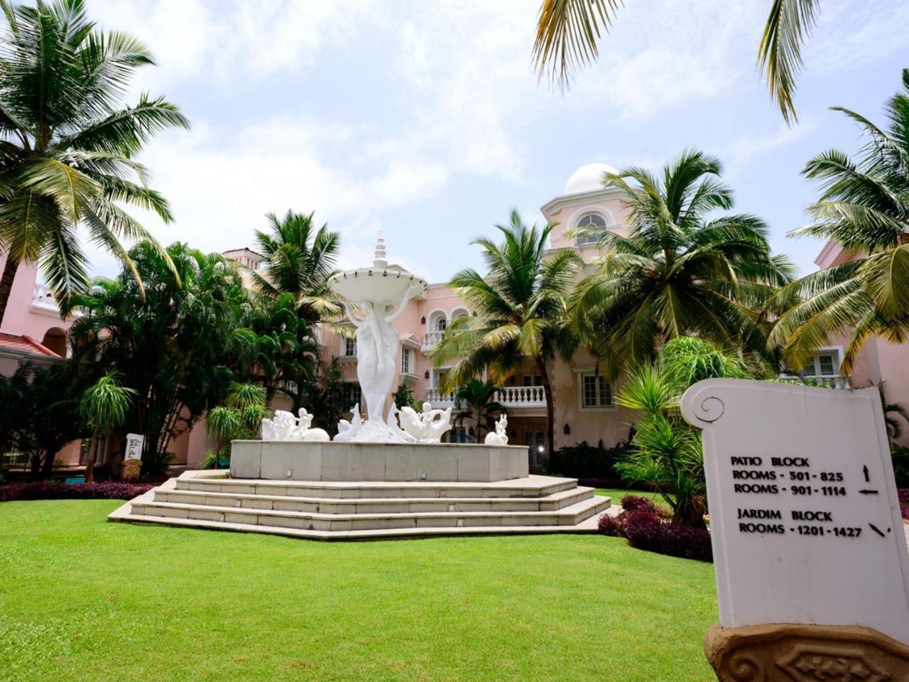 Club Mahindra Emerald Palms, Goa Бенаулим Екстериор снимка