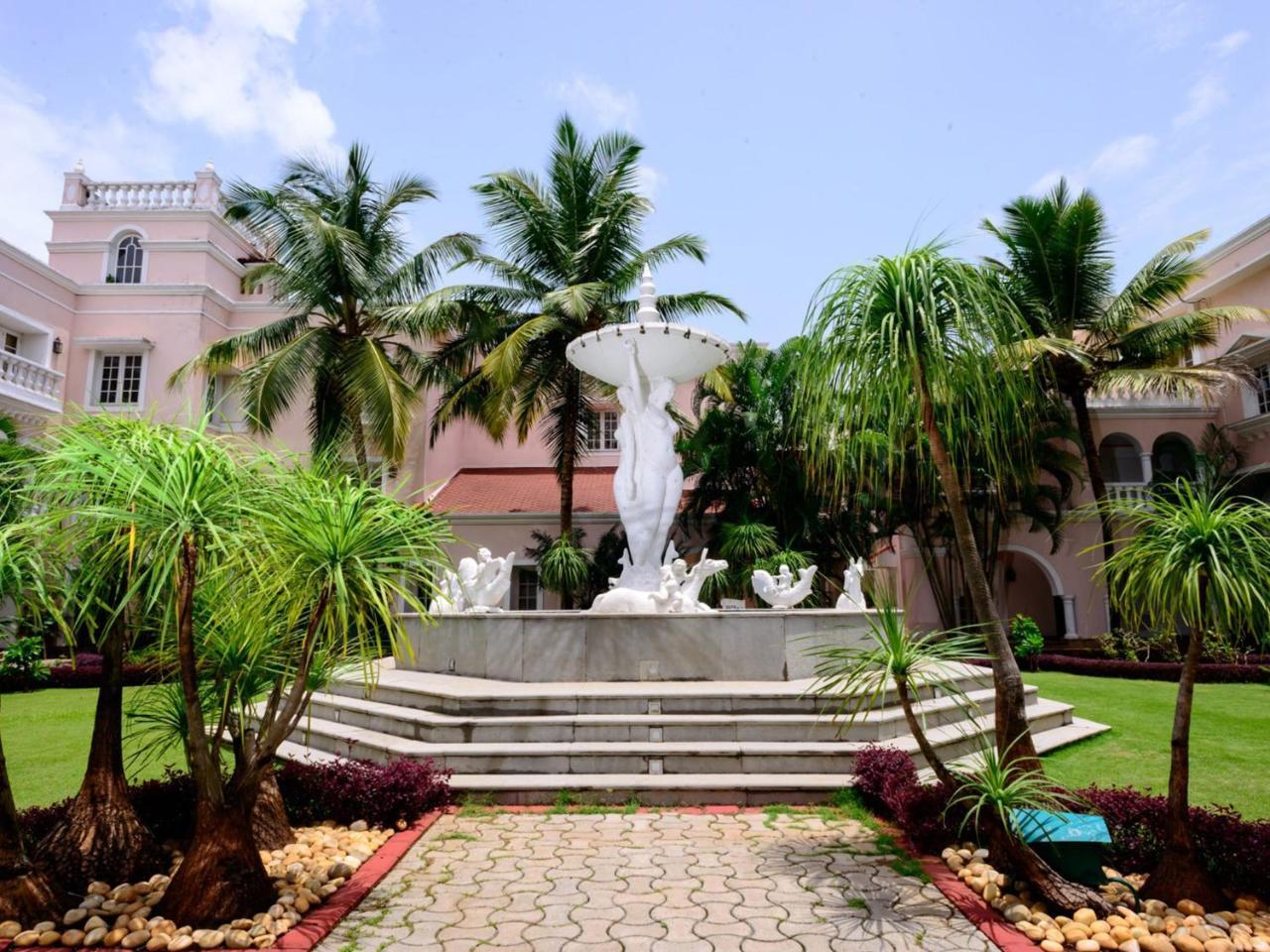 Club Mahindra Emerald Palms, Goa Бенаулим Екстериор снимка