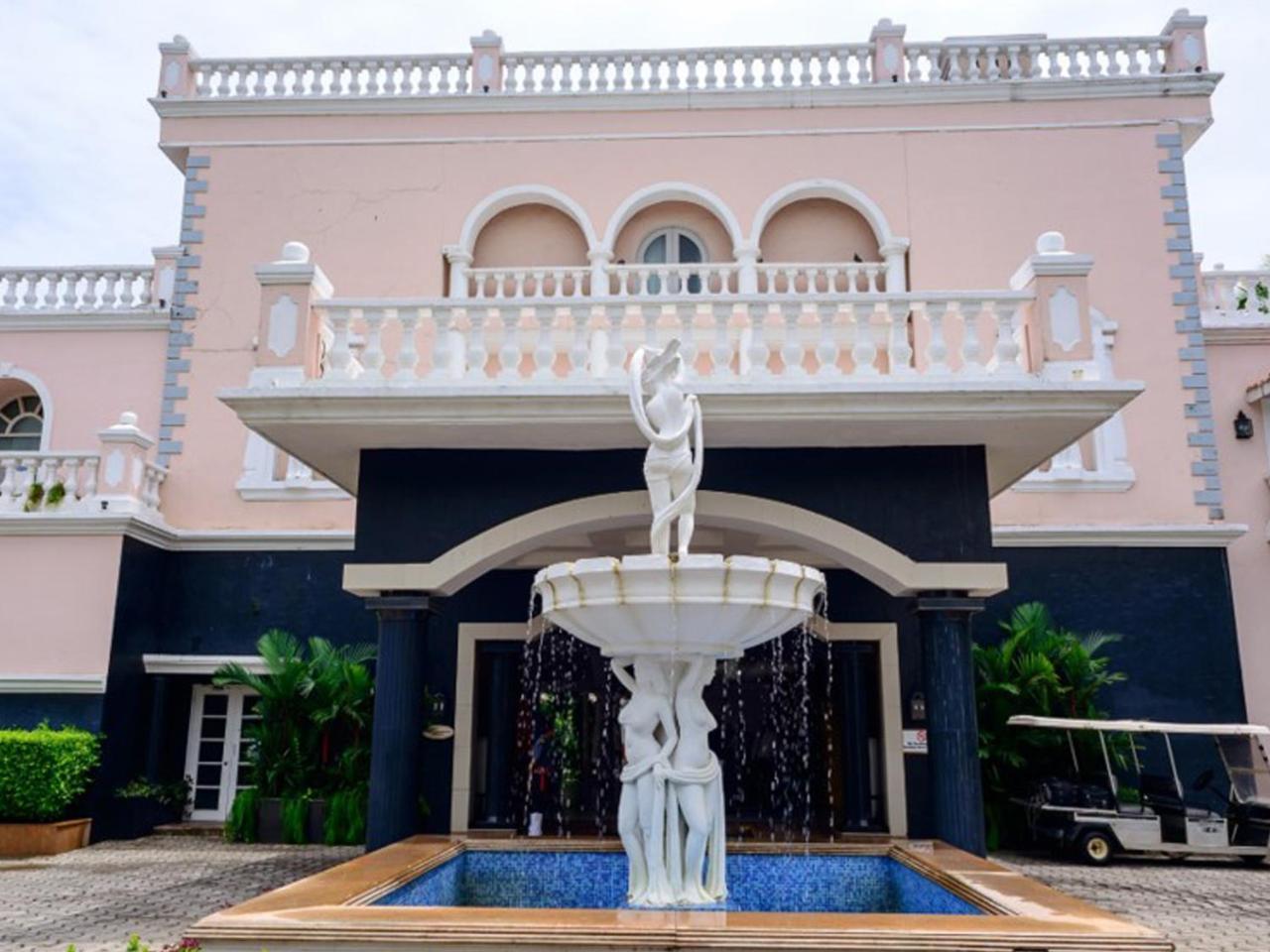 Club Mahindra Emerald Palms, Goa Бенаулим Екстериор снимка