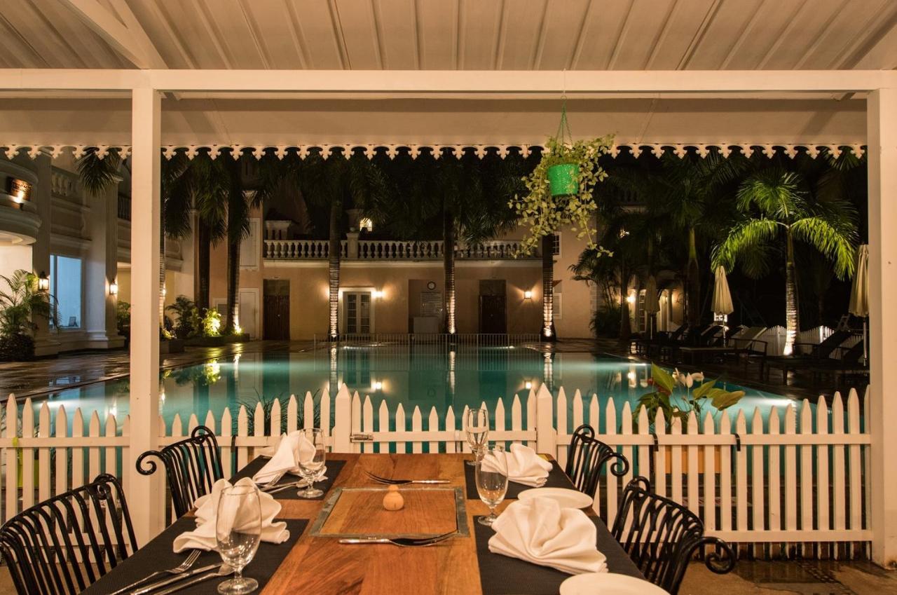 Club Mahindra Emerald Palms, Goa Бенаулим Екстериор снимка
